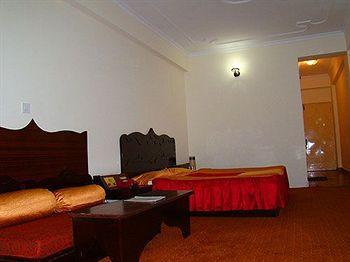 Chandermukhi Hotel Манали Экстерьер фото